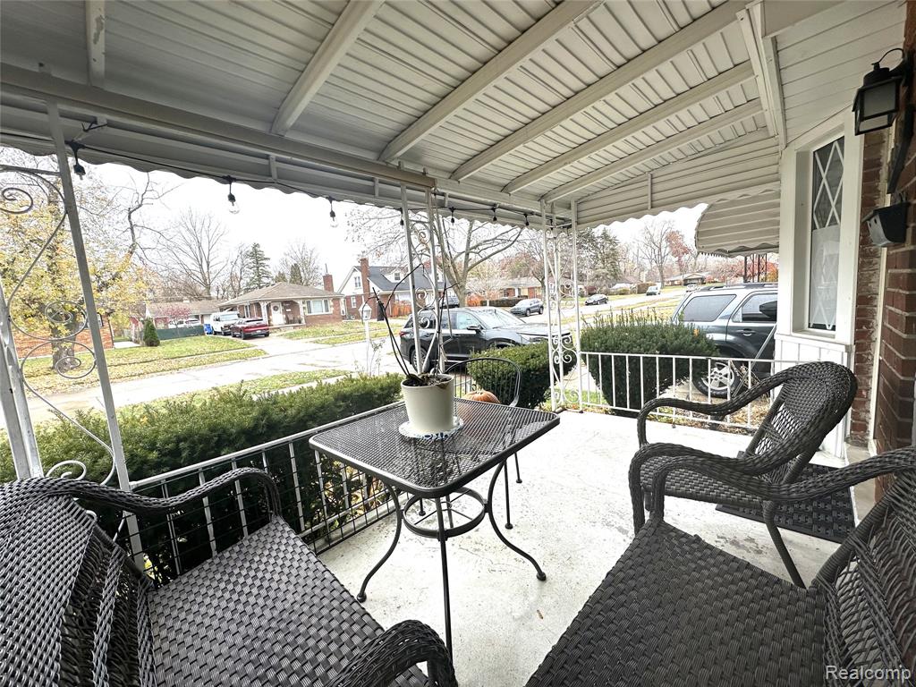 7476 Nightingale Street, Dearborn Heights, MI 48127 — Photo 33