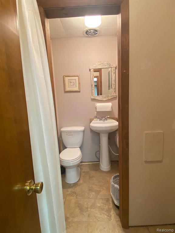 441 N STATE Street, Caro, MI 48723 — Photo 7