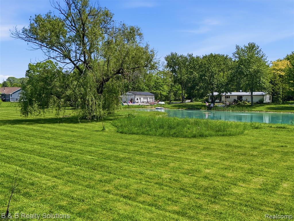 60455 Bates Road, New Haven, MI 48048 — Photo 9
