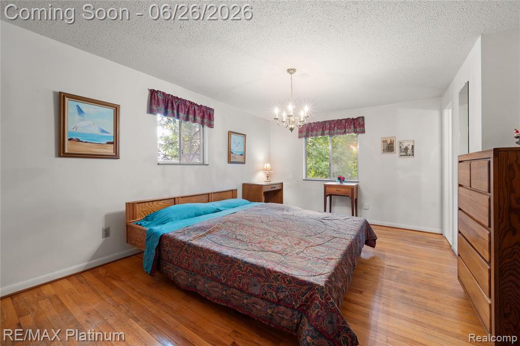 9460 Deer Park Court, Fenton, MI 48430 — Photo 27