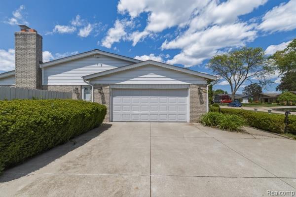 32007 Claeys Drive, Warren, MI 48093 — Photo 4