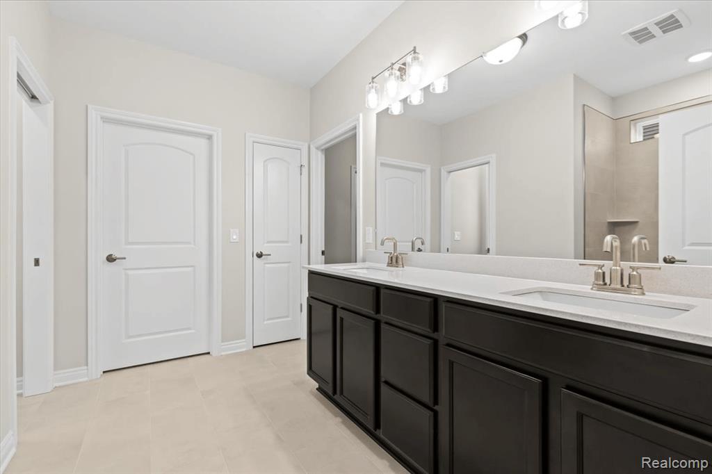 480 JUBILEE Drive, Whitmore Lake, MI 48189 — Photo 25