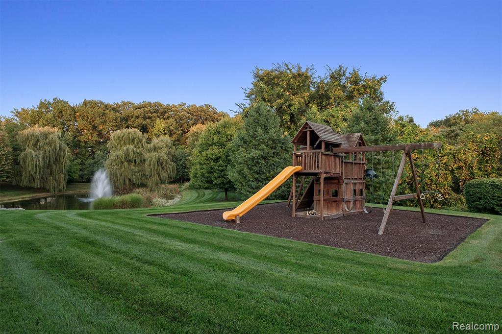 5537 ORCHARD RIDGE, Rochester, MI 48306 — Photo 40