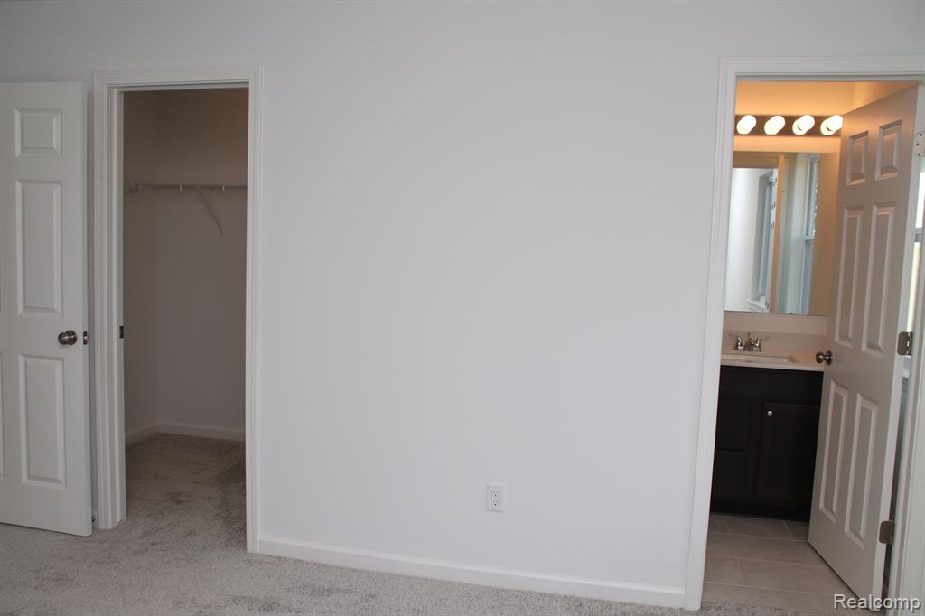 7296 Evergreen Trail, Almont, MI, 48003