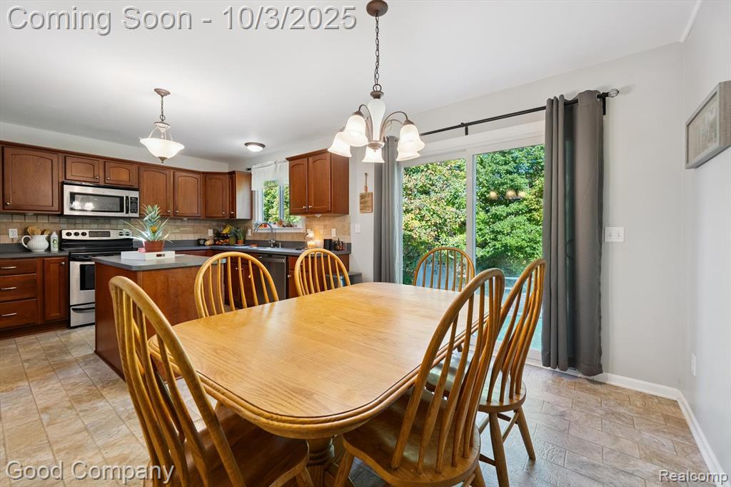 961 LOON Court, Fenton, MI 48430 — Photo 18