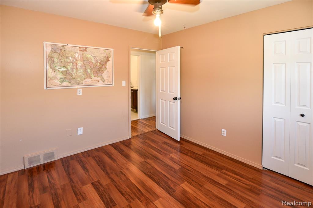 47940 Mallard Drive, Chesterfield, MI 48047 — Photo 32