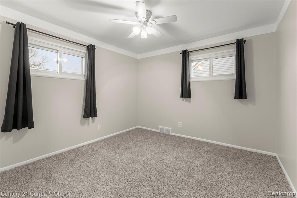 435 Champaign Road, Lincoln Park, MI 48146 — Photo 11