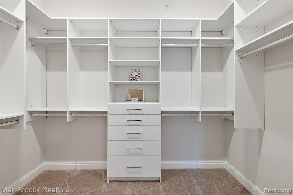 7464 Gramercy Circle, 19, West Bloomfield, MI — Photo 27
