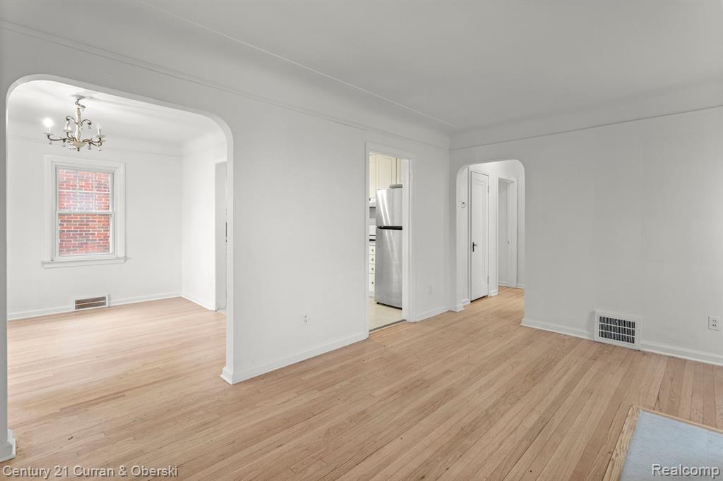6535 ORCHARD Avenue, Dearborn, MI 48126 — Photo 4