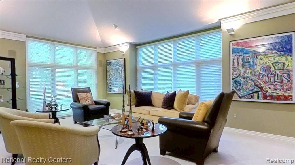 6783 Burtonwood Drive, West Bloomfield, MI — Photo 14