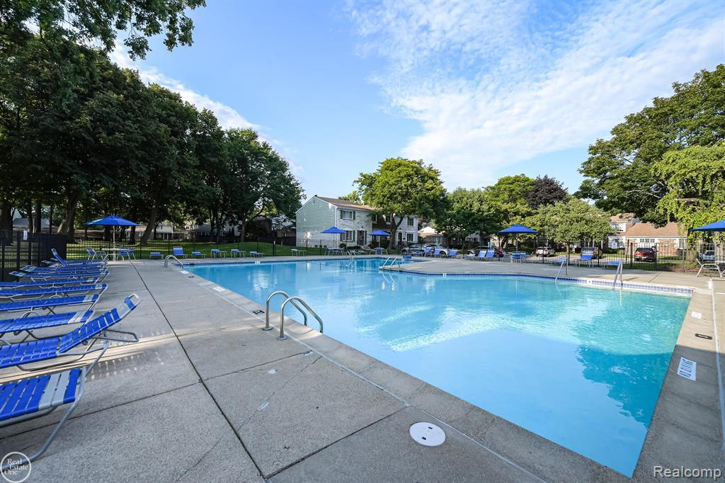 1834 Wickham Street, Royal Oak, MI 48073 — Photo 4