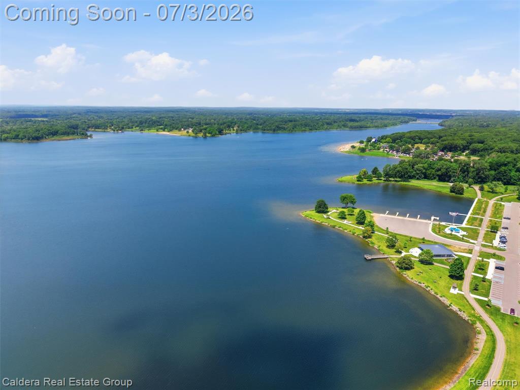 56015 Parkview Drive, Utica, MI 48316 — Photo 13