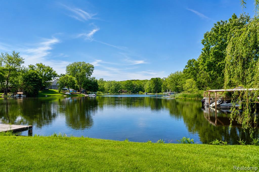 11388 Sunset Boulevard, Pinckney, MI 48169 — Photo 39