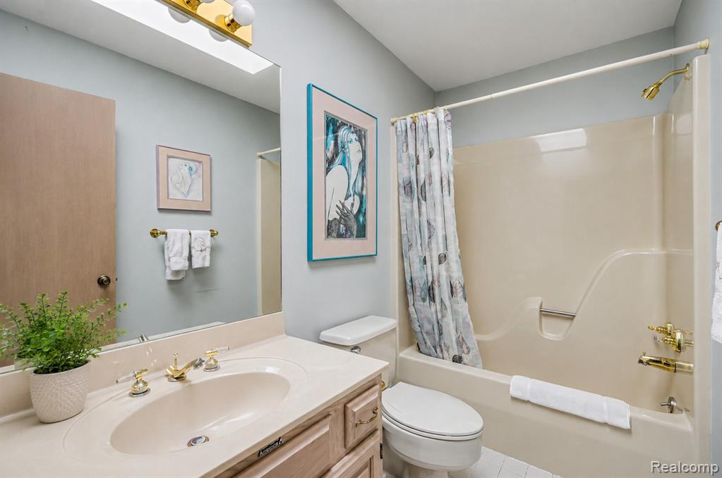 6638 Ridgeview Drive, Clarkston, MI — Photo 15
