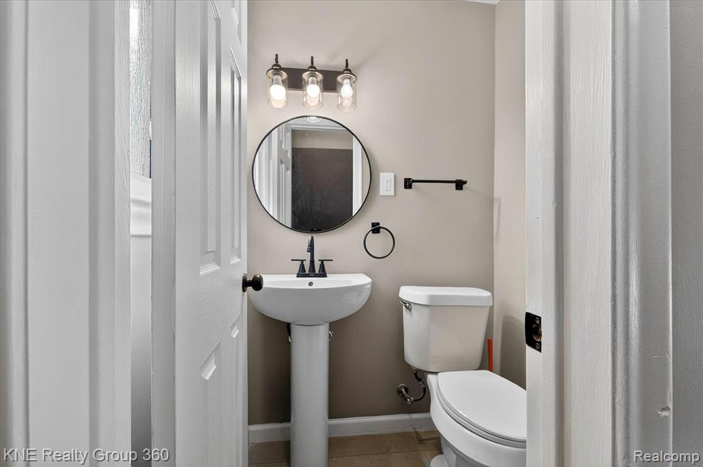 11214 Mae Avenue, Warren, MI 48089 — Photo 13