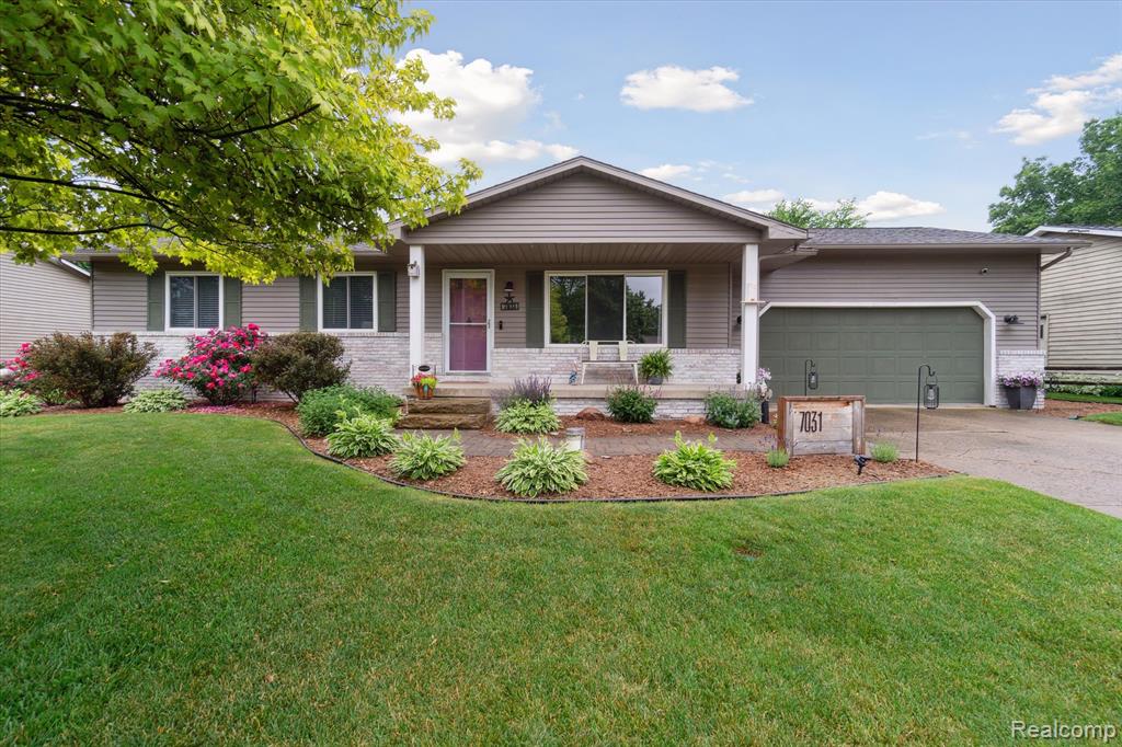 7031 Cleon Drive, Swartz Creek, MI 48473 — front exterior