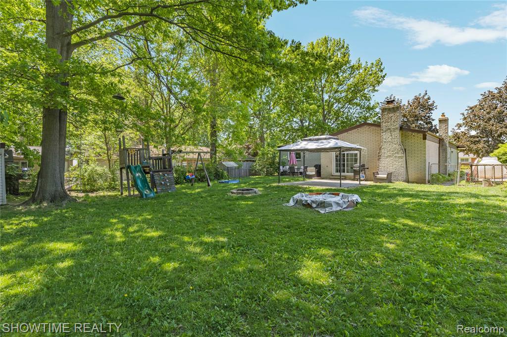 31720 Kelly Road, Roseville, MI 48066 — Photo 37