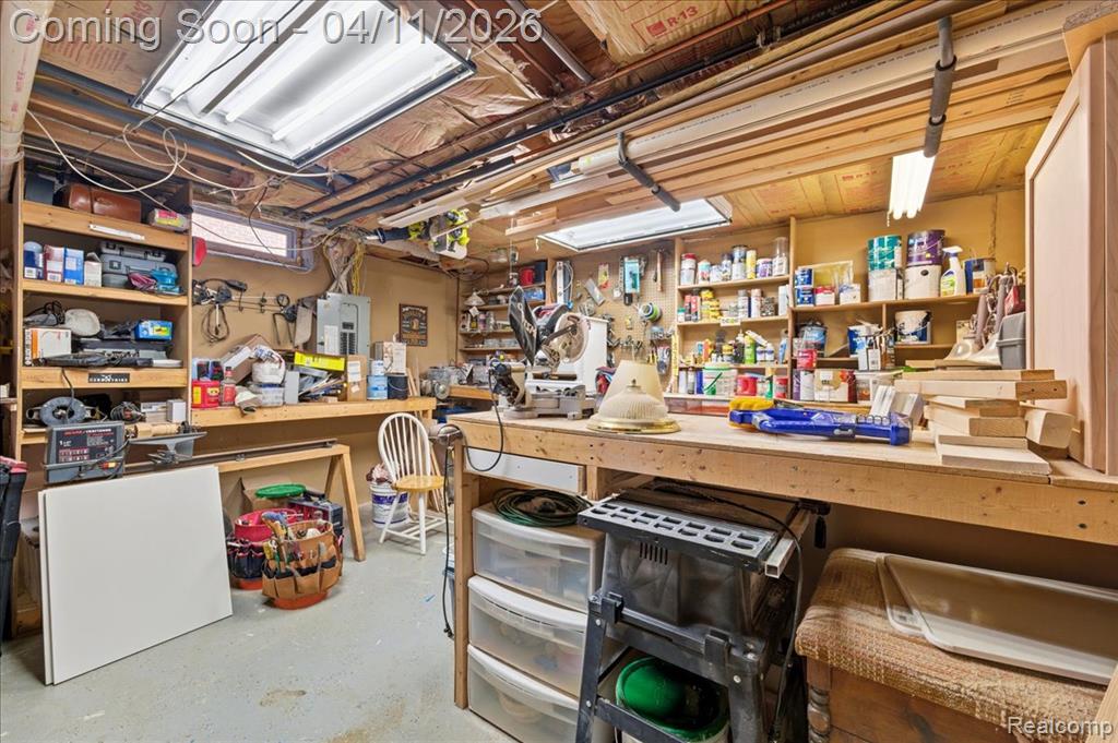48017 Lincoln Drive, Macomb, MI 48044 — Photo 44