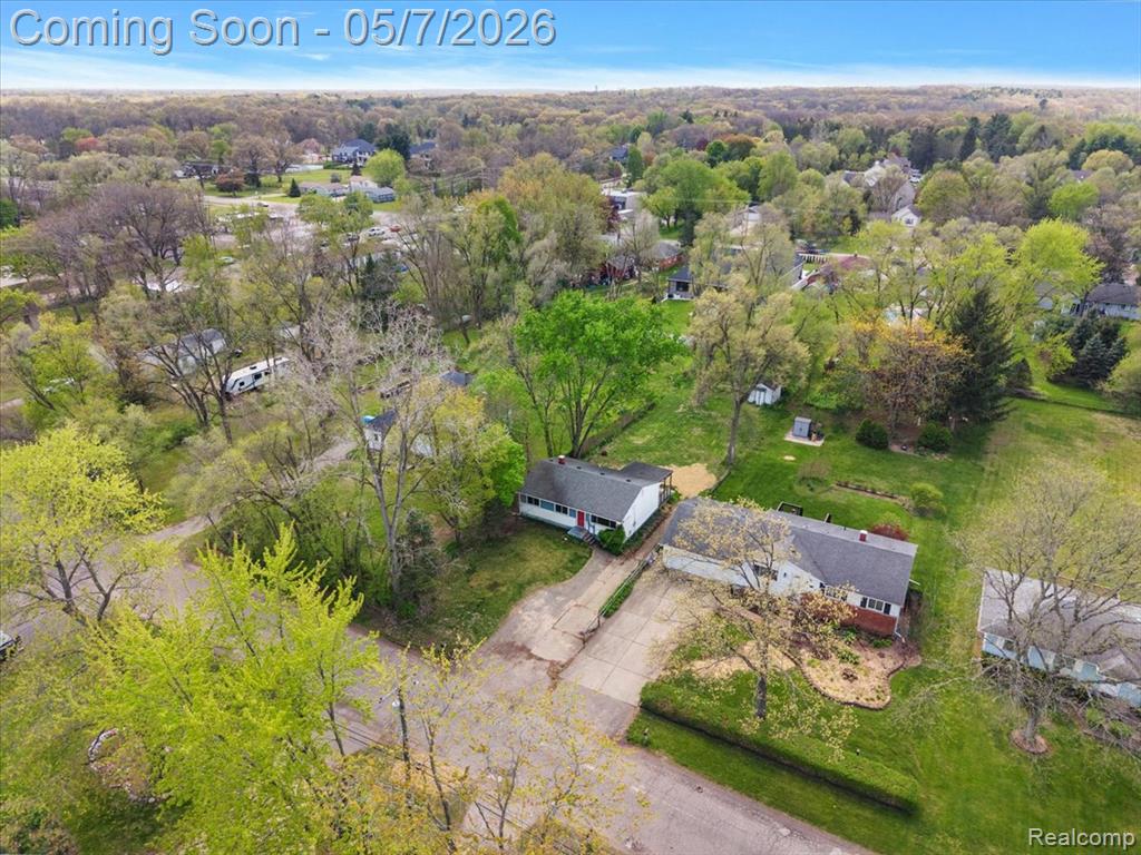 2795 Woodbury Street, Walled Lake, MI 48390 — Photo 48