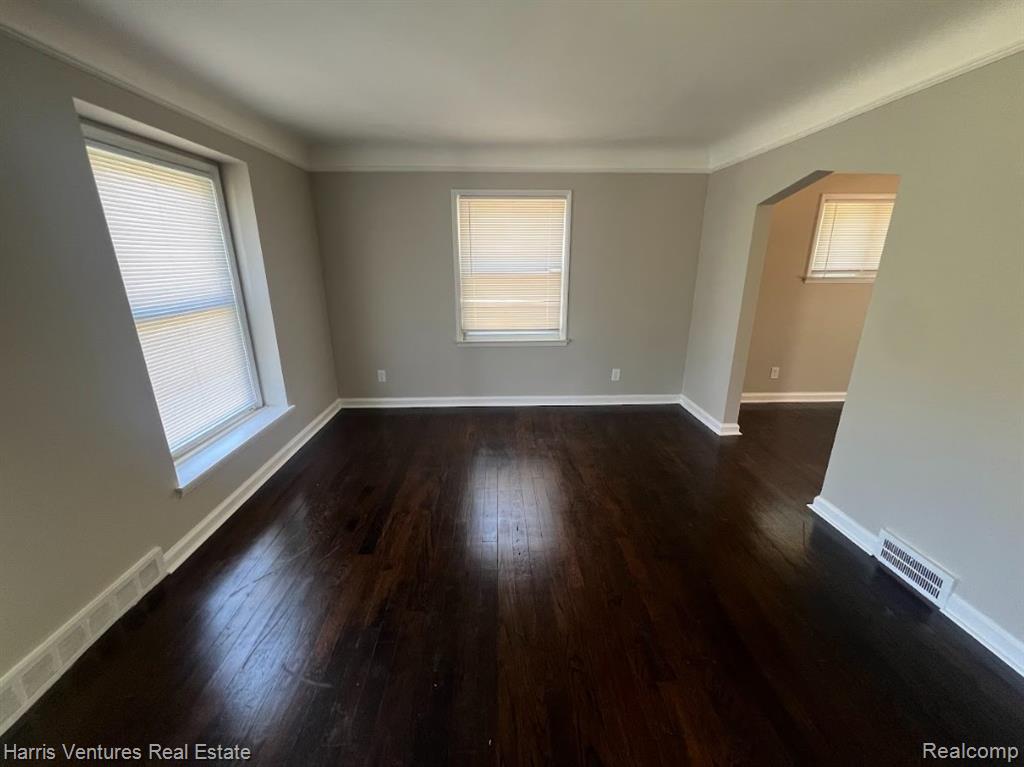 22148 Moross Road, Grosse Pointe, MI 48236 — Photo 7