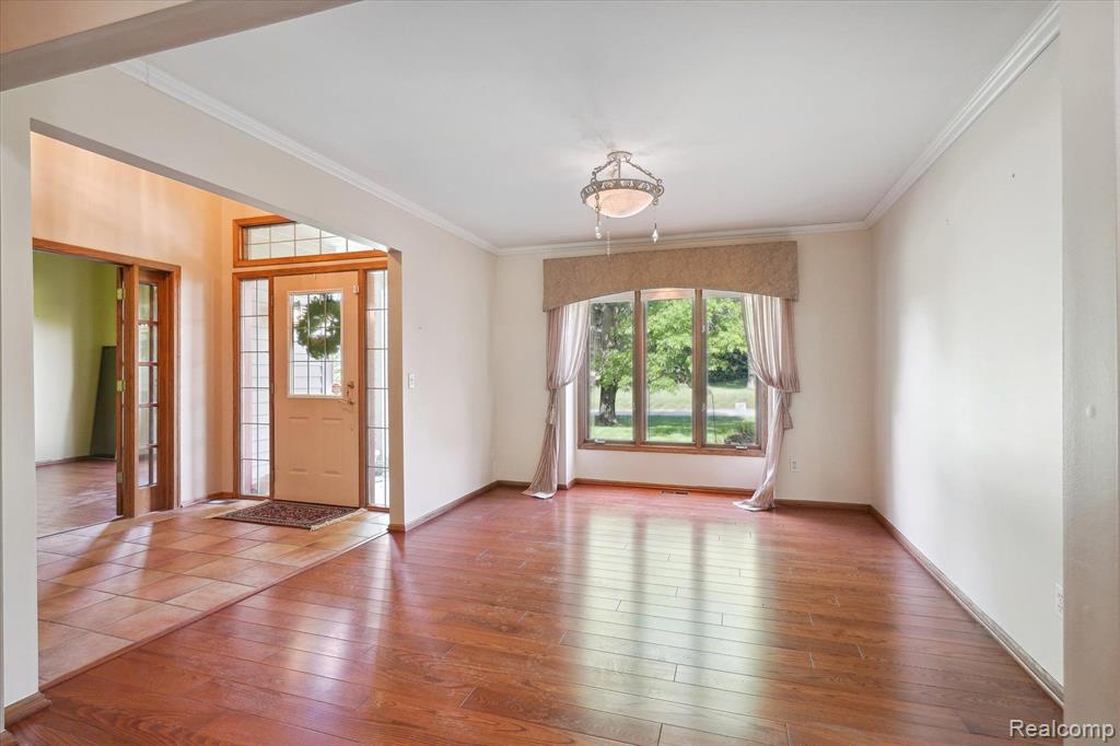 4747 WINDBERRY Lane, Milford, MI 48380 — Photo 9