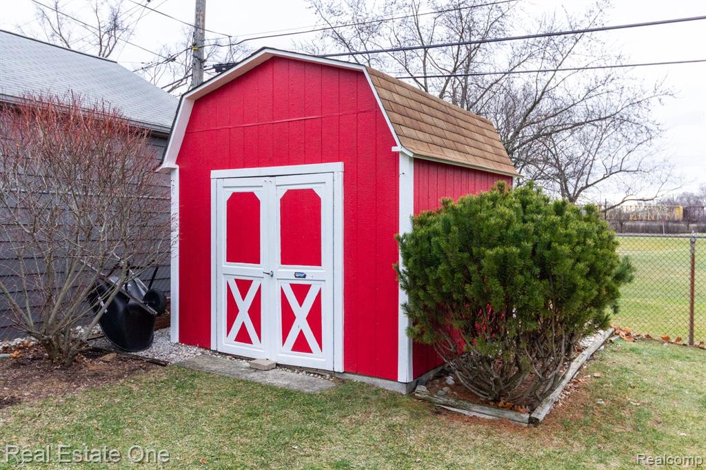 4106 Edgeland Avenue, Royal Oak, MI 48073 — Photo 29