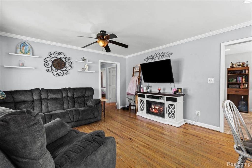 4237 EASTLAWN Avenue, Wayne, MI 48184 — Photo 5