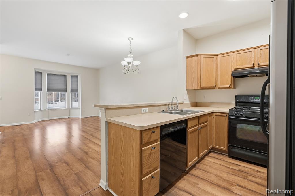 41260 Maplewood Drive, 5, Canton, MI 48187 — Photo 11