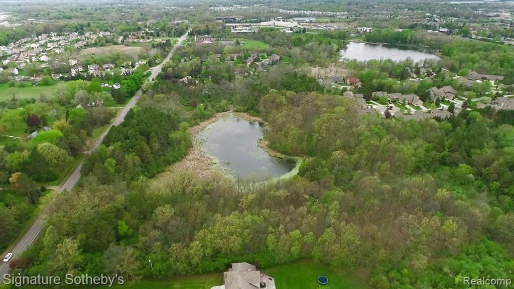 6 McCandlish Road, Grand Blanc, MI 48439 — Photo 13