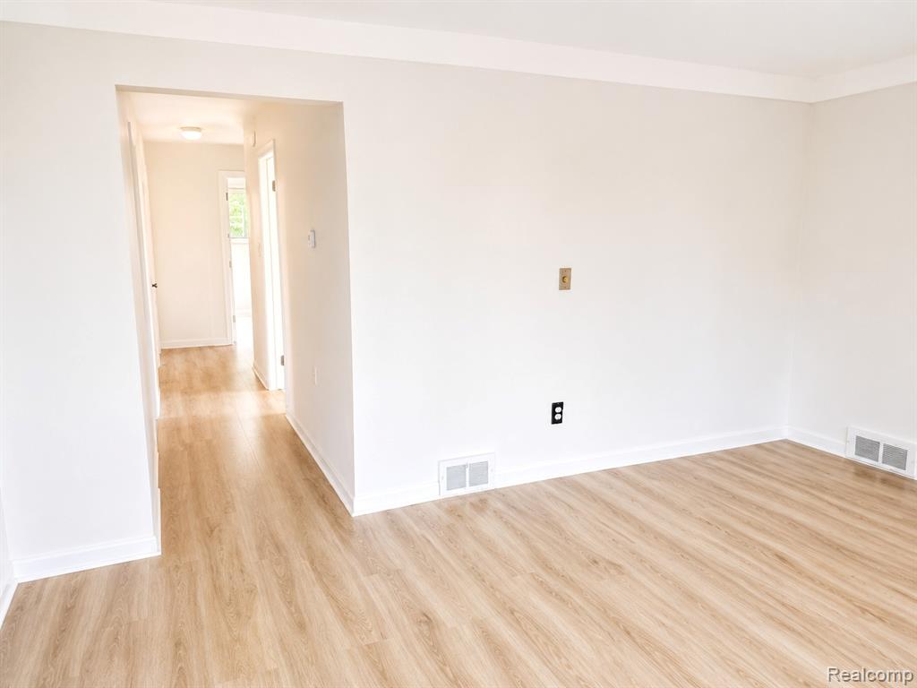 7140 Iowa Street, Hamtramck, MI 48212 — Photo 4