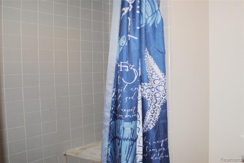 719 Upper Scotsborough Way, Bloomfield Hills, MI 48304 — Photo 14