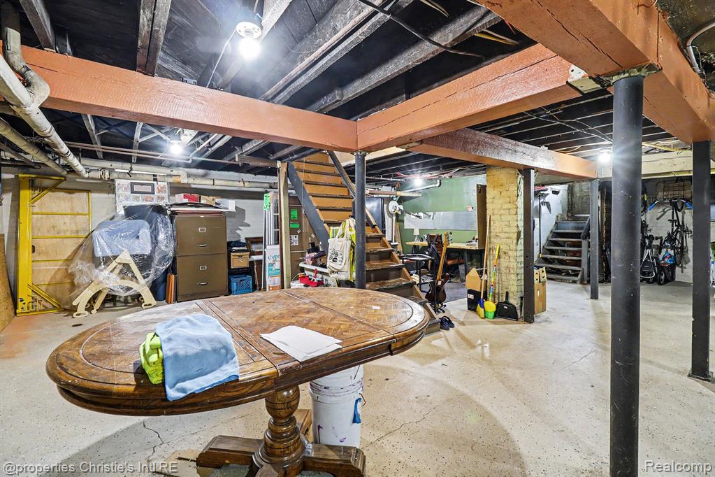 80 Glynn Court, Detroit, MI 48202 — Photo 28