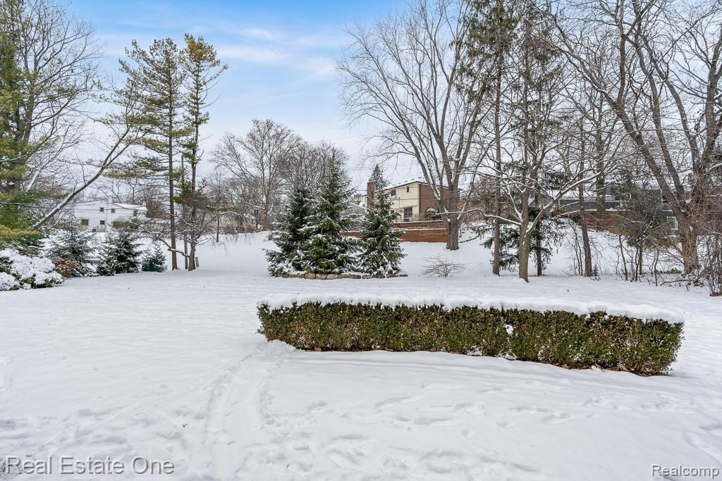 732 Rutgers Road, Rochester Hills, MI 48309 — Photo 27