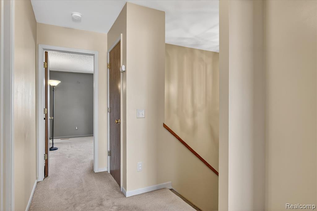 4364 S Meadow Drive, Waterford, MI 48329 — Photo 34