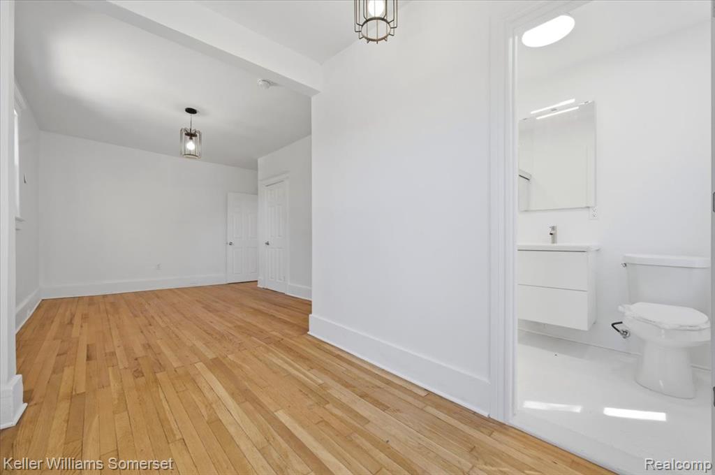693 Calvert Street, Detroit, MI 48202 — Photo 24