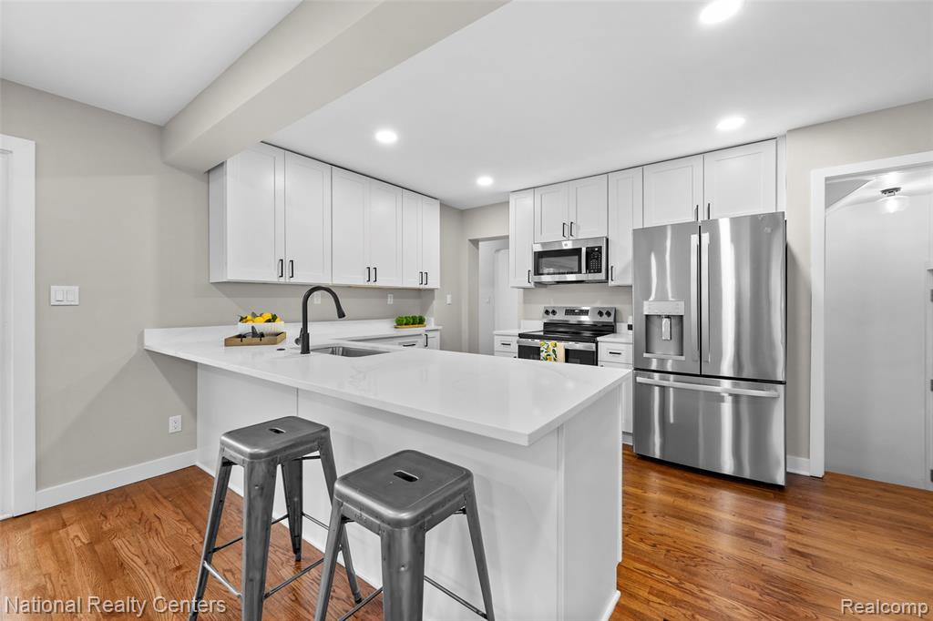 822 Phillips Avenue, Clawson, MI — Photo 9