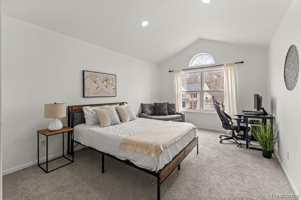 1065 Equestrian Drive, South Lyon, MI, 48178