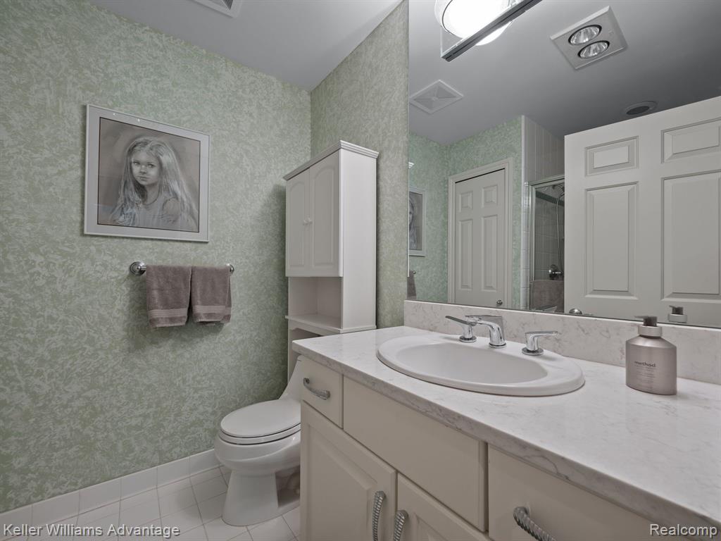 18328 Clairmont Circle E, Northville, MI 48168 — Photo 37