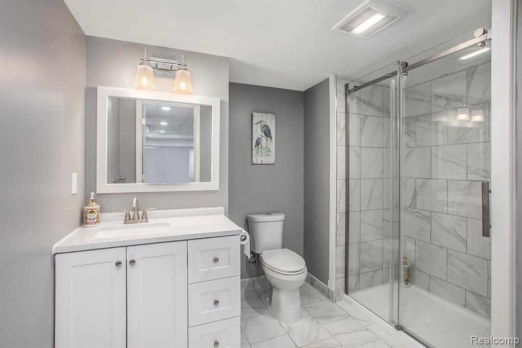 51021 Laurel Park, Canton, MI 48188 — Photo 30