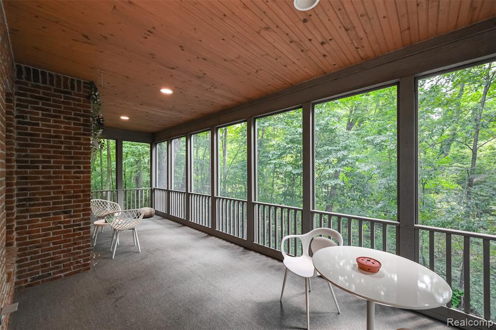 3376 Oak Park Drive, Saline, MI 48176 — Photo 37