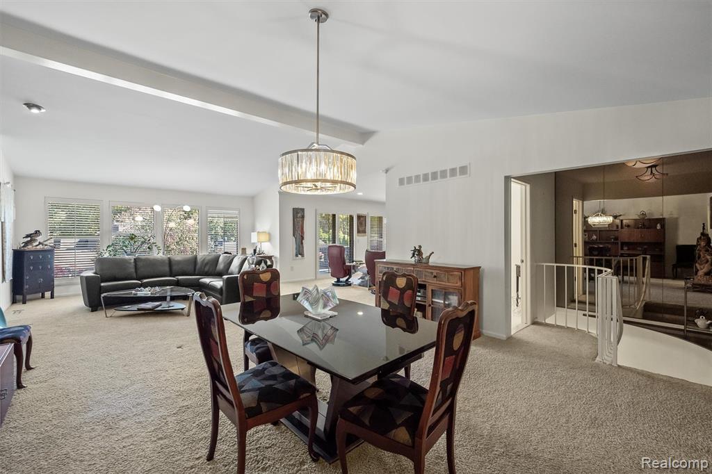 4297 Wabeek Lake Drive S, 26, Bloomfield Hills, MI 48302 — Photo 5