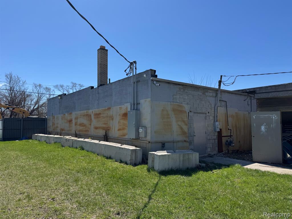 6827 E 7 MILE Road, Detroit, MI 48234 — Photo 5