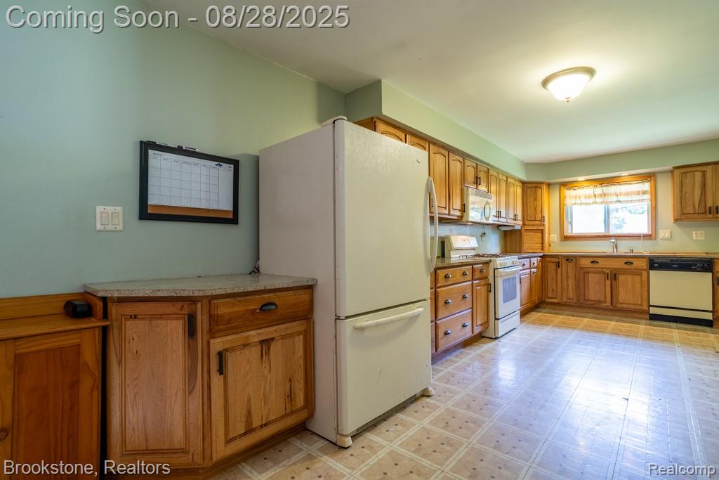 2042 Werner Road, Columbus, MI — Photo 19