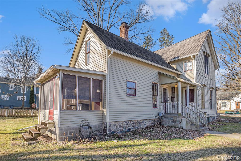 613 S EAST Street, Fenton, MI 48430 — Photo 18