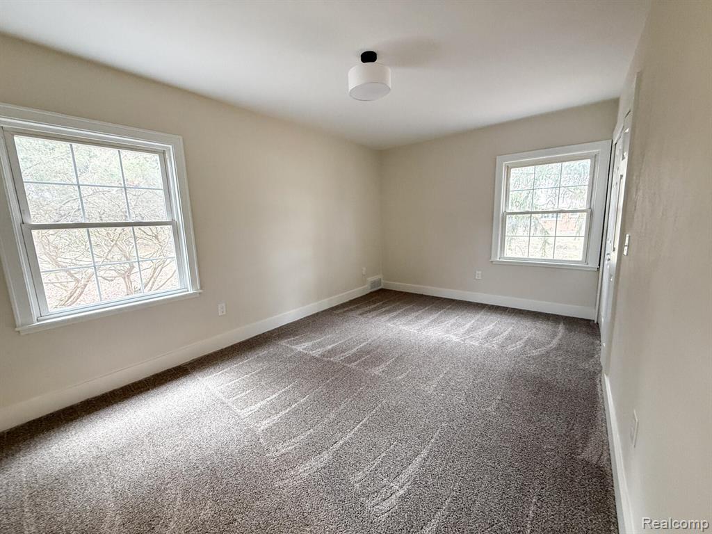 6076 Hugh Street, Burton, MI 48509 — Photo 26