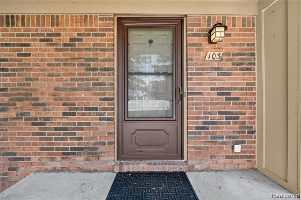 43628 W Arbor Way Drive, 103, Canton, MI 48188 — Photo 5