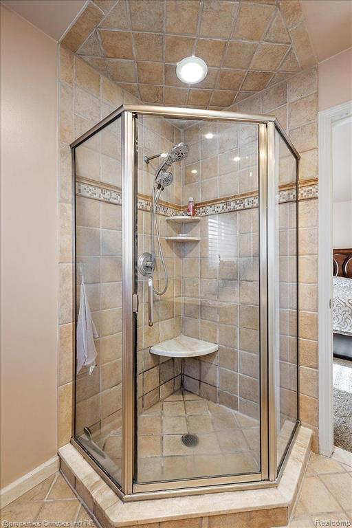 7716 MAPLE Drive, Westland, MI — Photo 23