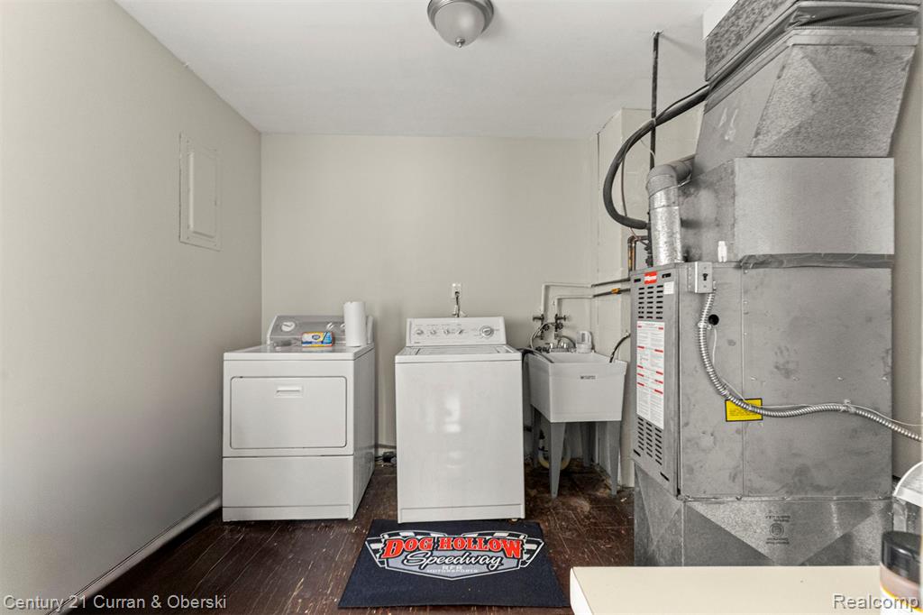 27423 Groveland Street, Madison Heights, MI 48071 — Photo 16