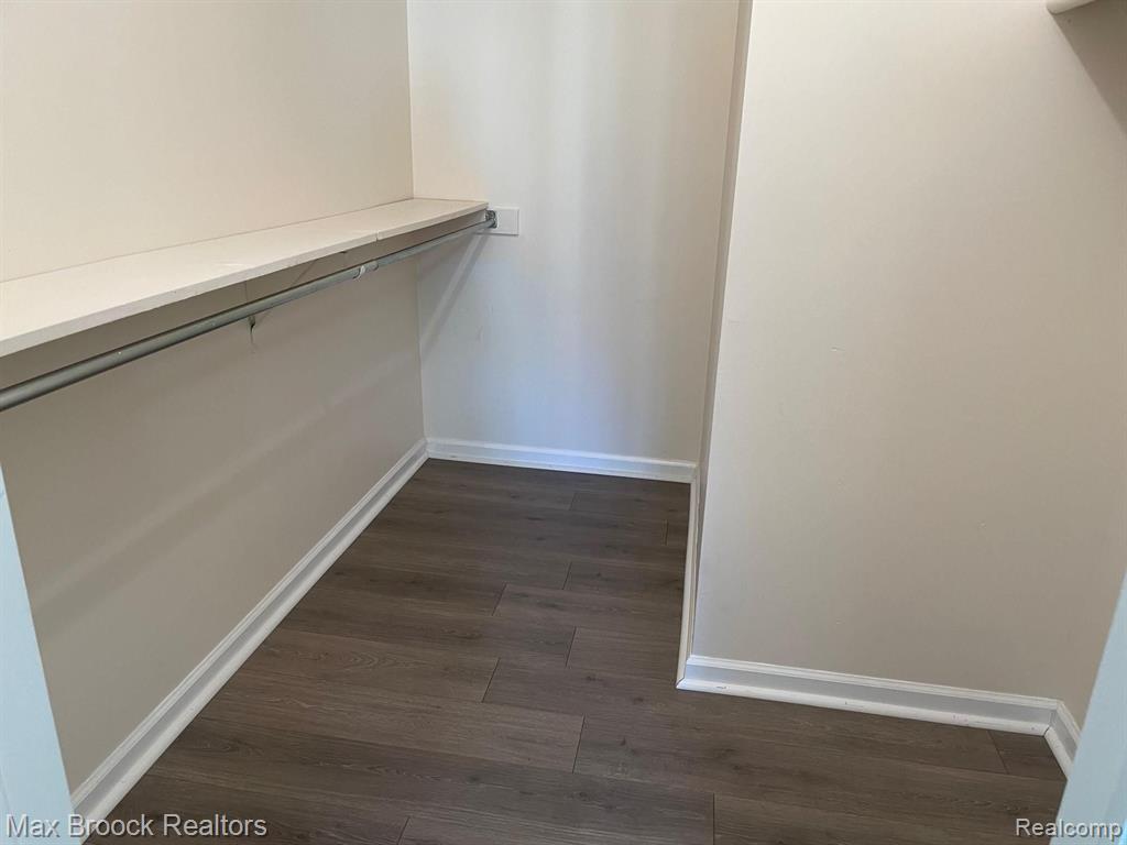 5252 WRIGHT WAY E, West Bloomfield, MI — Photo 12