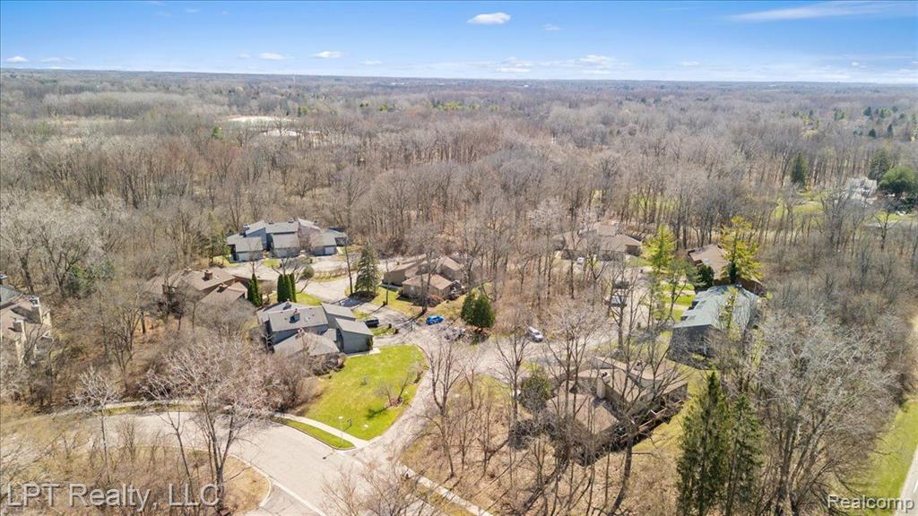 5680 DEVILLE, East Lansing, MI 48823 — Photo 24